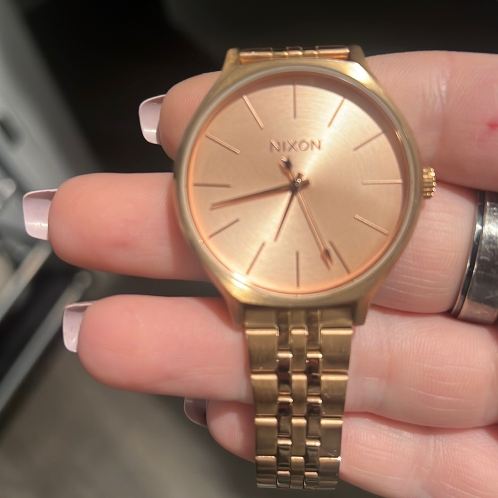 Rose Gold nixon watch